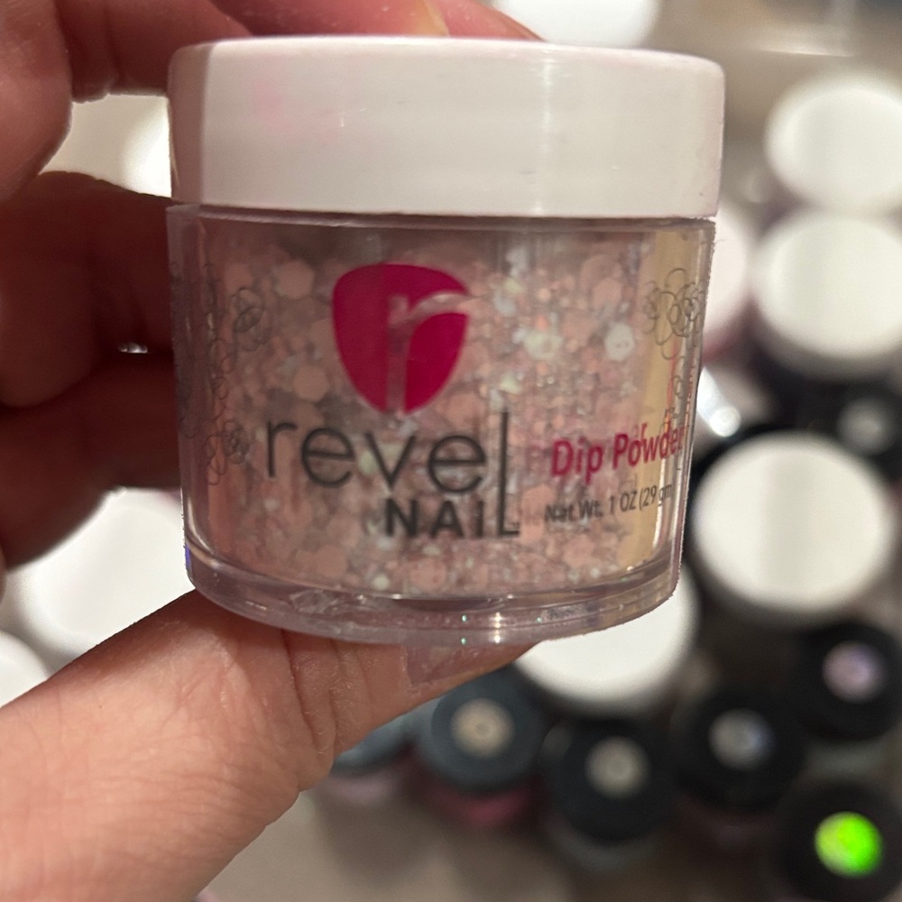 Revel Dip Powder- Pillowtalk 1oz